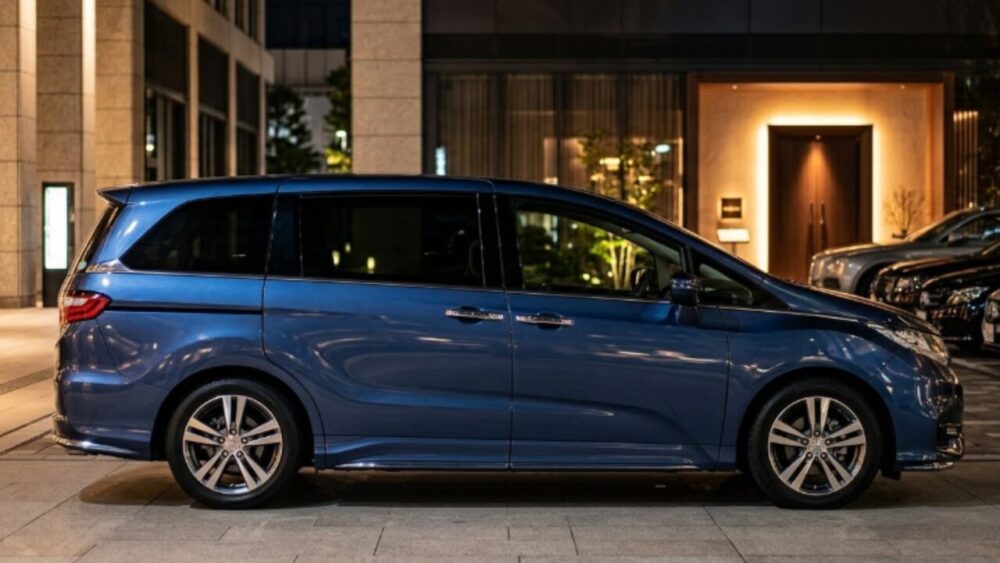 低重心フォルムが放つ独自の存在感