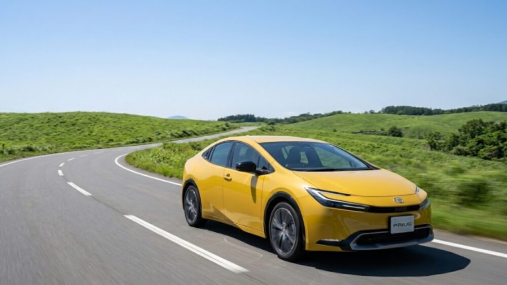 新型プリウスは燃費悪い？実燃費の検証と改善策を徹底解説