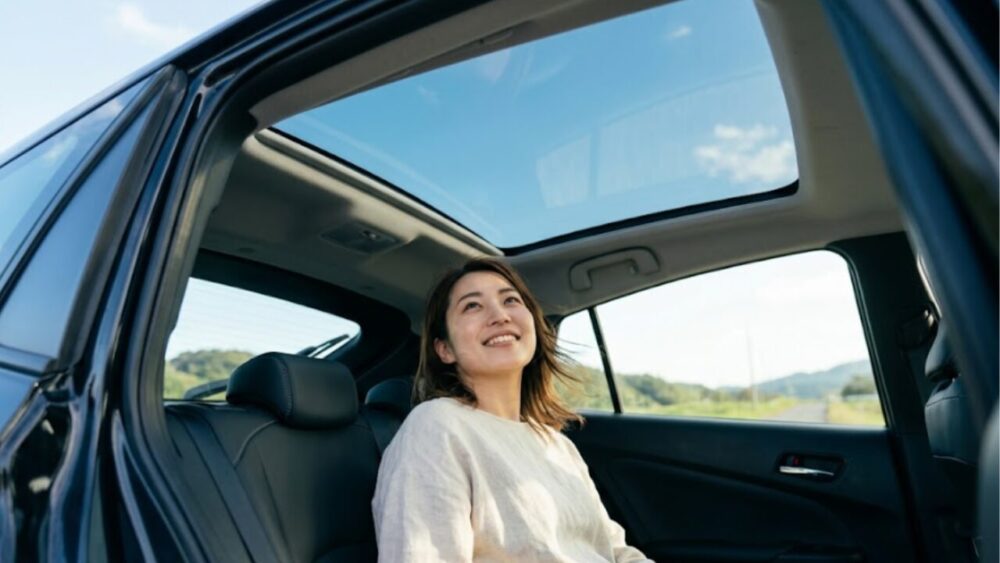 後部座席の閉塞感を解消